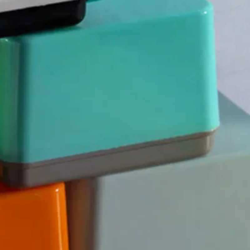 Commercial Printing & Packaging Pvt Ltd Photos - Boîte à mouchoirs carrée en plastique